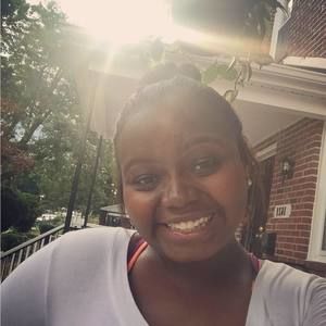 Meet your Posher, Kayla